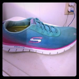 Ladies Skechers memory foam,shoes great condition